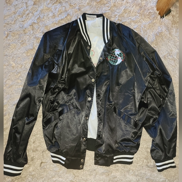 Meadows Queens NY bomber jacket - Picture 2 of 5